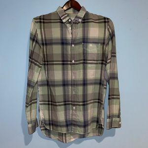 Mossimo button down shirt
